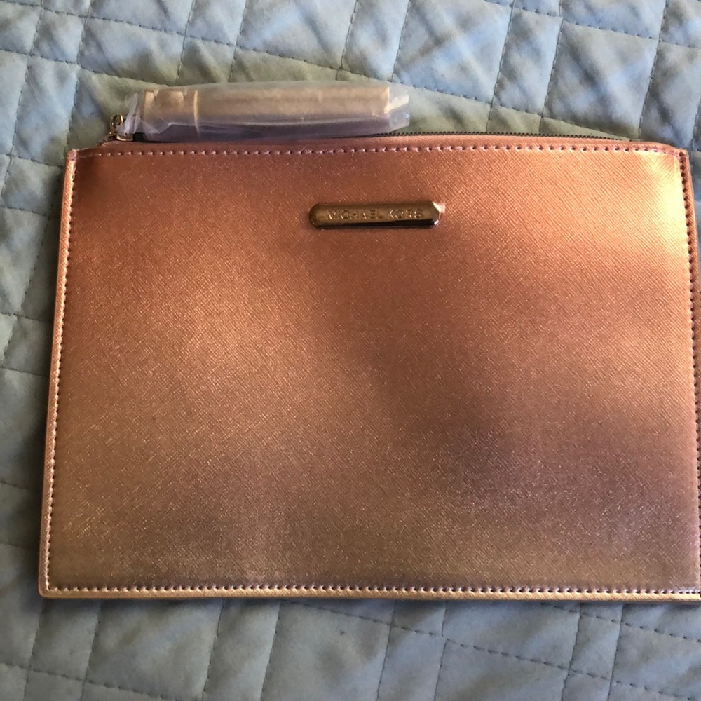 Michael Kors wallet/clutch. NWOT